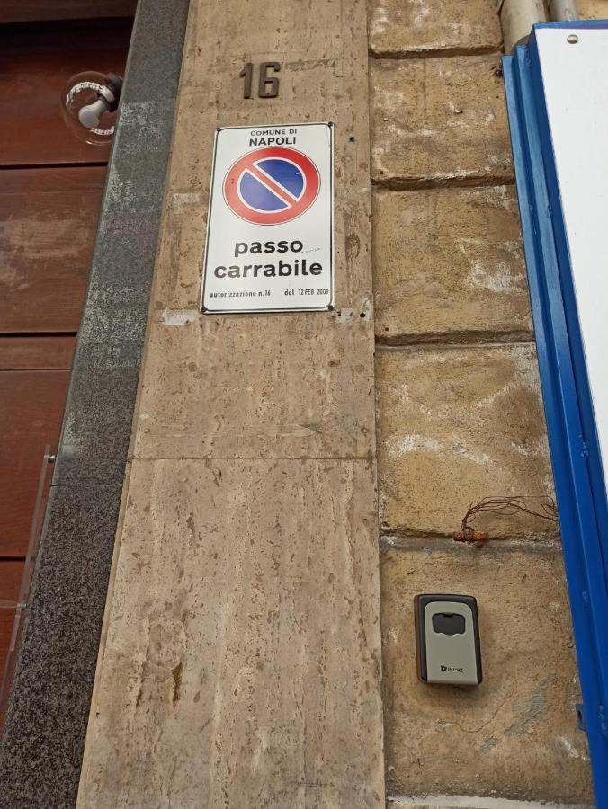 Tarumbo Holiday Intero Appartamento 120 Mq Neapel Exterior foto